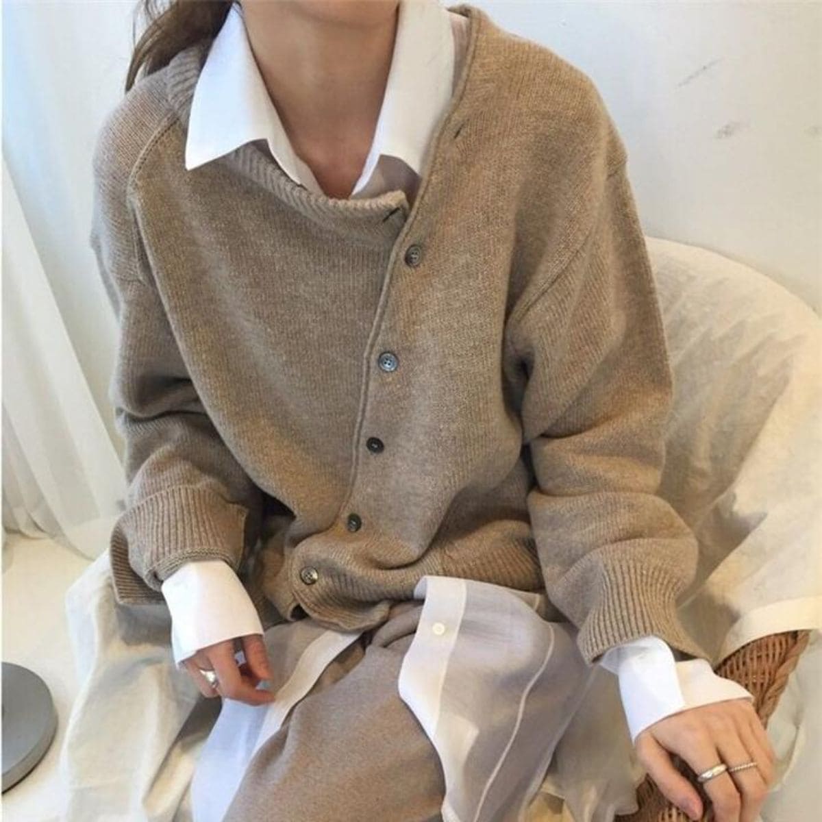 Women's vest with diagonal buttons - Maria