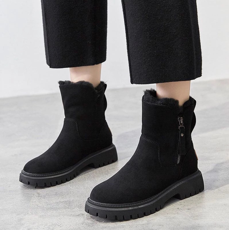 Women's Winter Boots with Zipper and Lining - Roxie