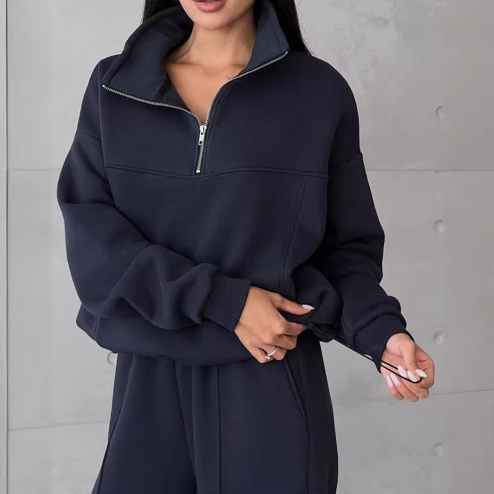 Casual and stylish two-piece jogging set for women - Julia