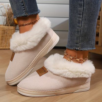 Schattige beige gevoerde pantoffels met antislipzool - Mirthe