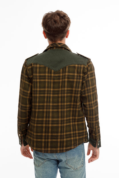 Lumberjack - Dennis